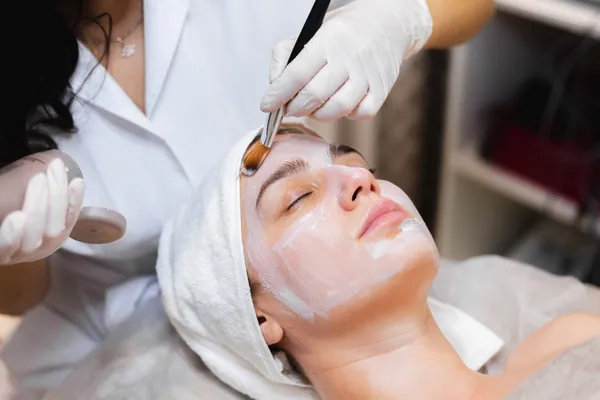 Limpieza facial con hidrodermoabrasión